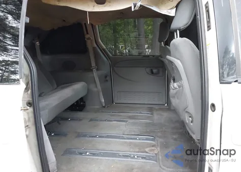 2006 Chrysler Town & Country z USA, uszkodzony, nr VIN 1A4GP45R66B548780